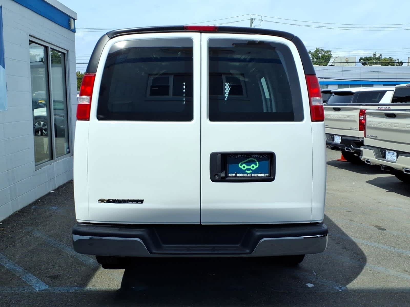 Certified 2025 Chevrolet Express 2500 w/ Driver Convenience Package RWD image 5