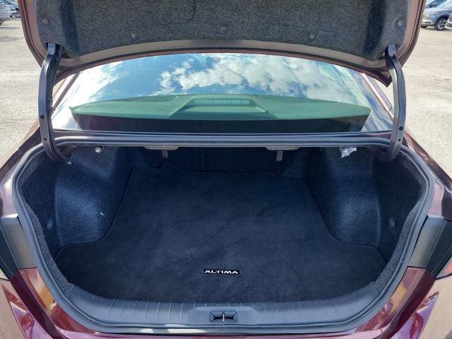 Used 2025 Nissan Altima 2.5 SV image 10