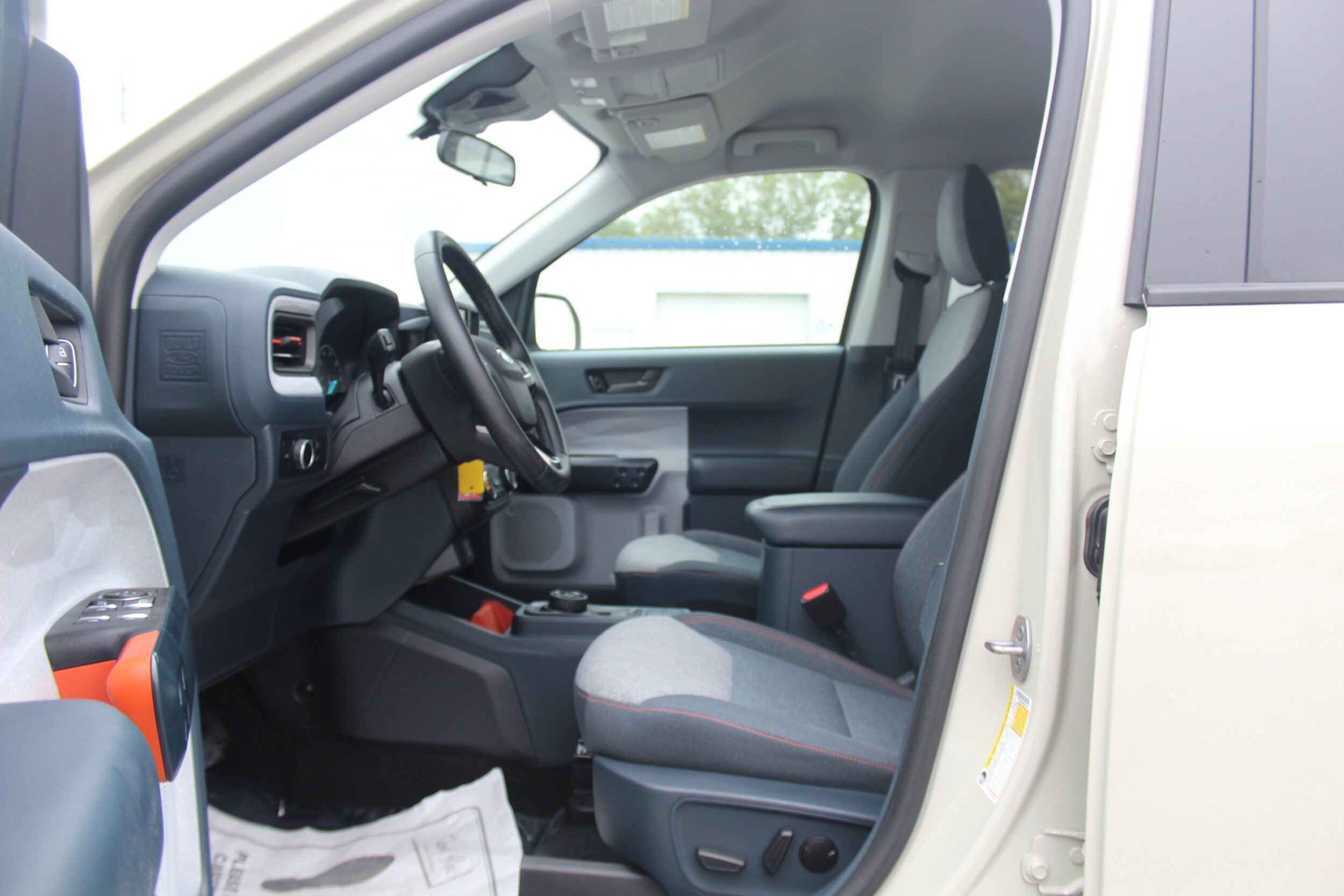 Used 2024 Ford Maverick XLT w/ XLT Luxury Package AWD/4WD image 15