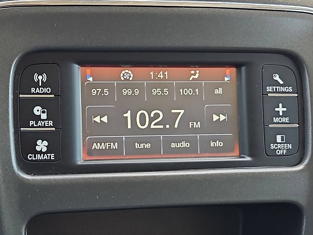 Used 2020 Dodge Journey SE FWD image 27