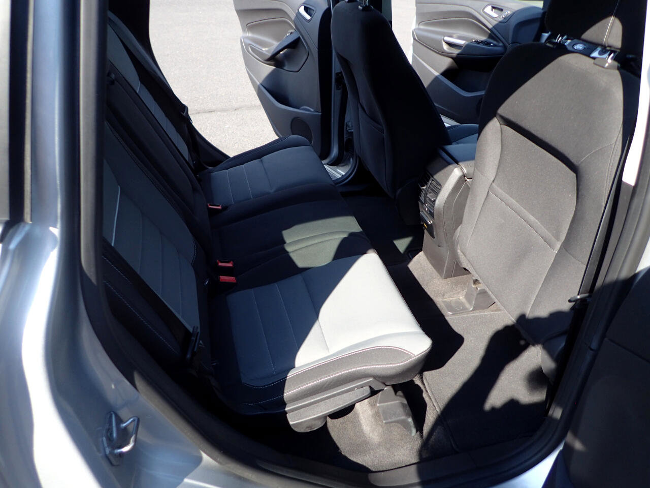 Used 2013 Ford C-MAX SE FWD image 12