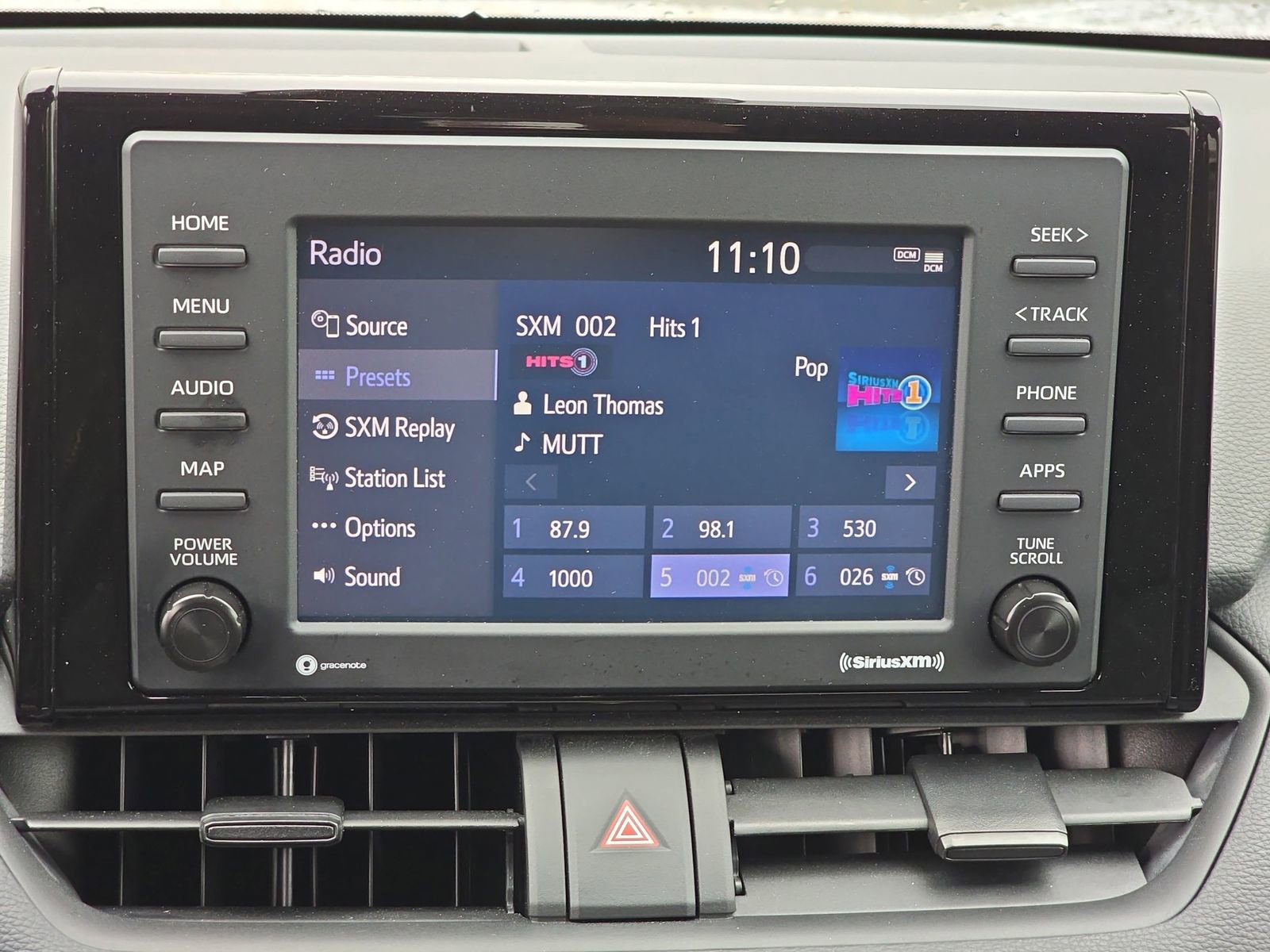 Used 2022 Toyota RAV4 XLE image 25