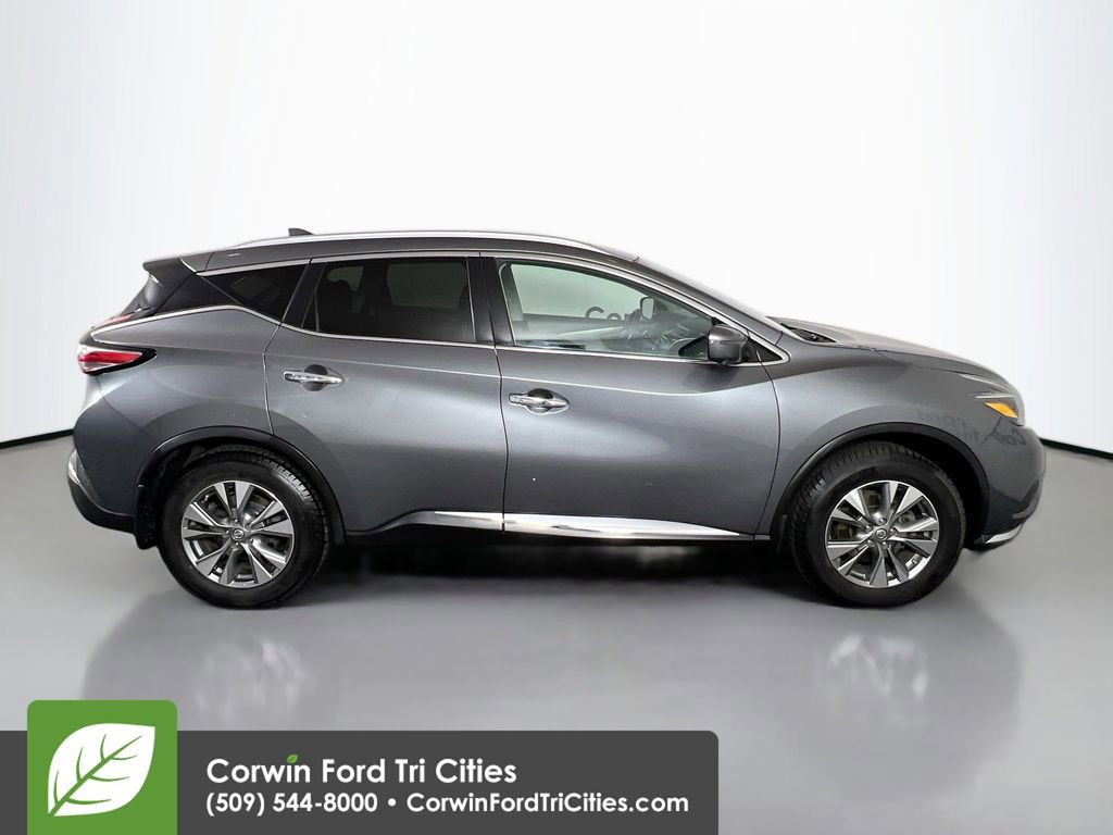 Used 2018 Nissan Murano SL w/ Moonroof Package image 18