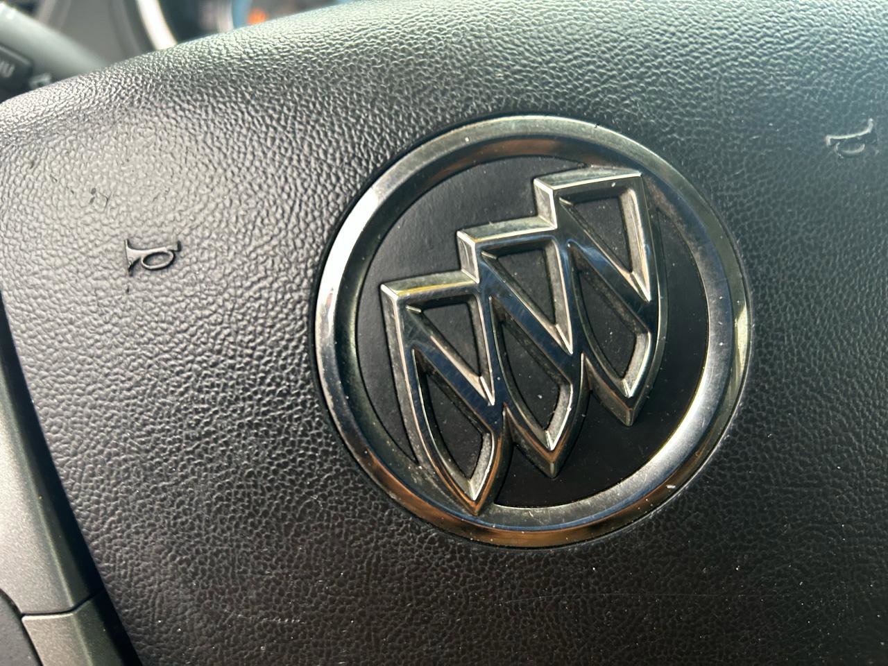 Used 2011 Buick LaCrosse CXL image 20