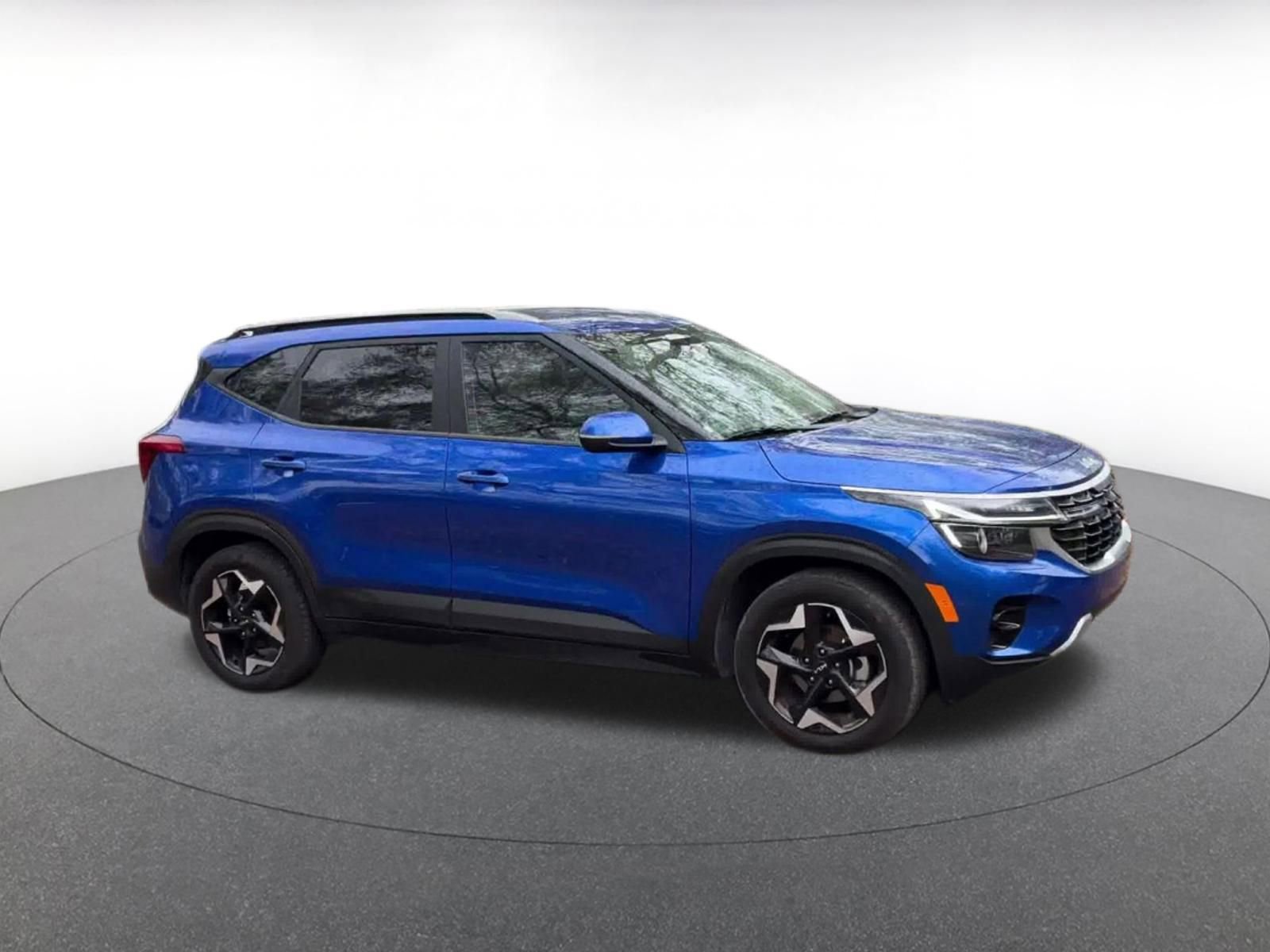 Used 2025 Kia Seltos S video 2
