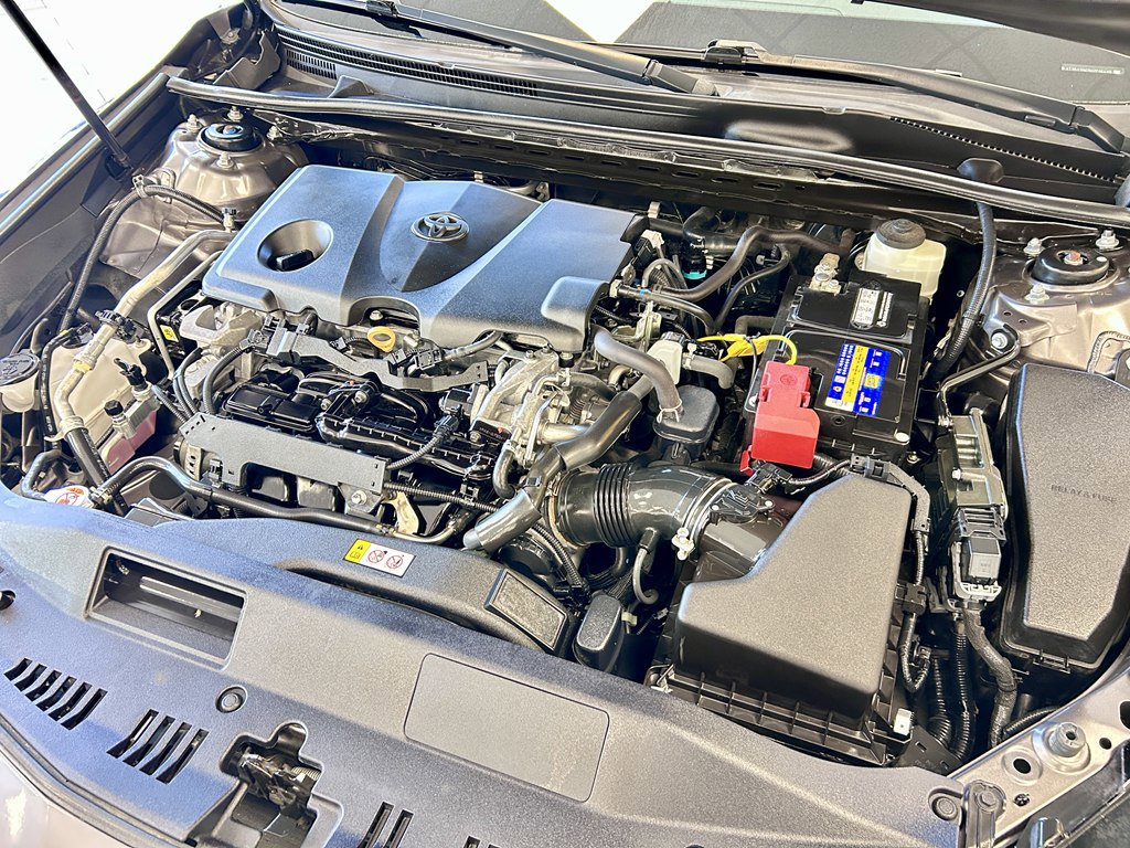 Used 2019 Toyota Camry L image 18