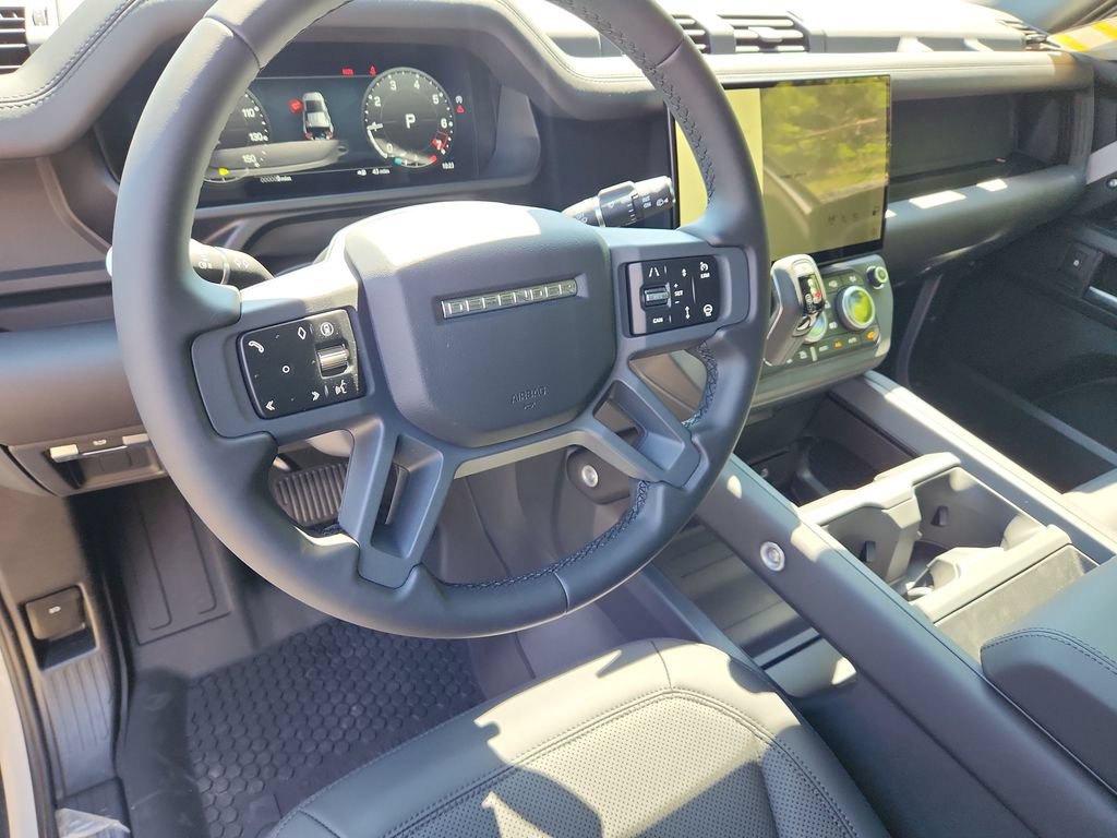 New 2026 Land Rover Defender 110 S AWD/4WD image 14