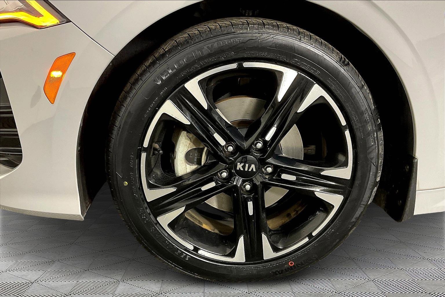 Certified 2021 Kia K5 GT-Line image 32