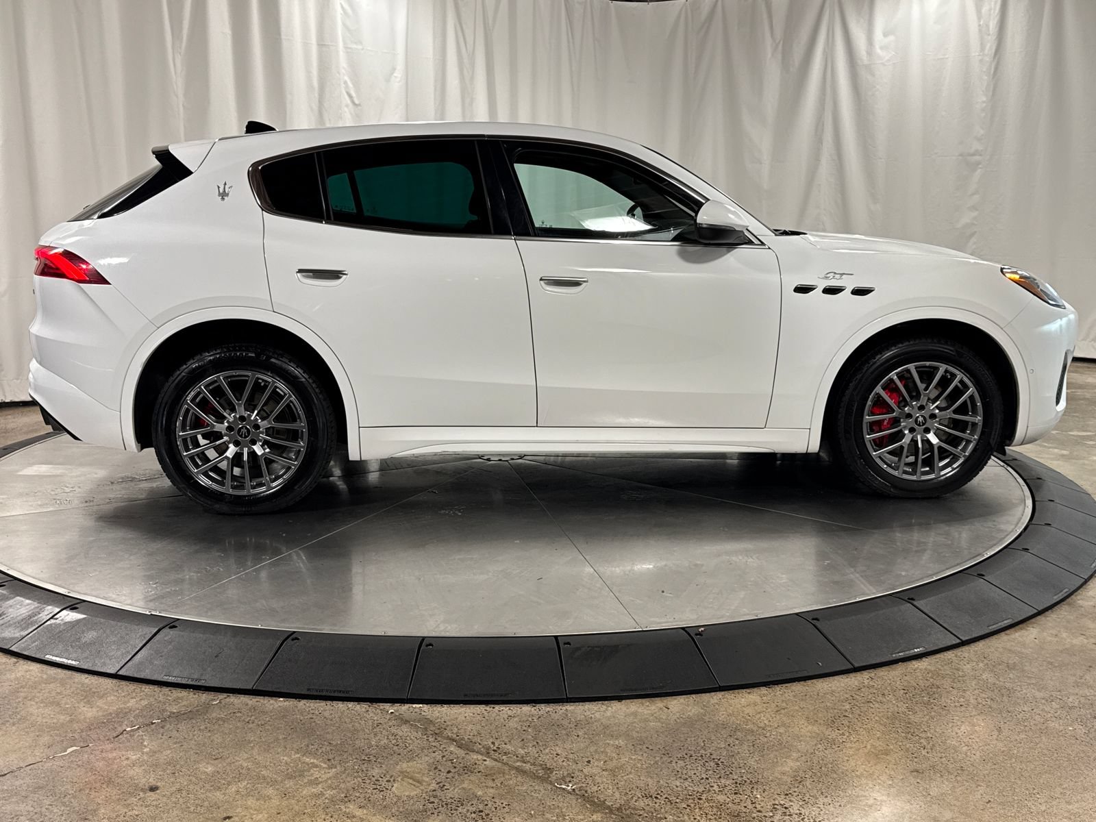 Used 2023 Maserati Grecale GT AWD/4WD image 6