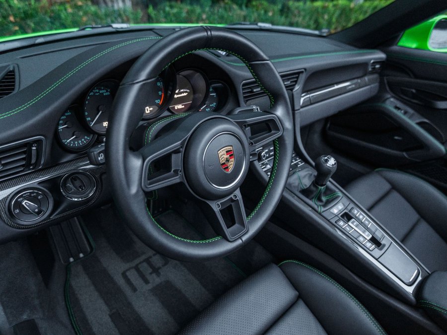 Used 2019 Porsche 911 Speedster image 16