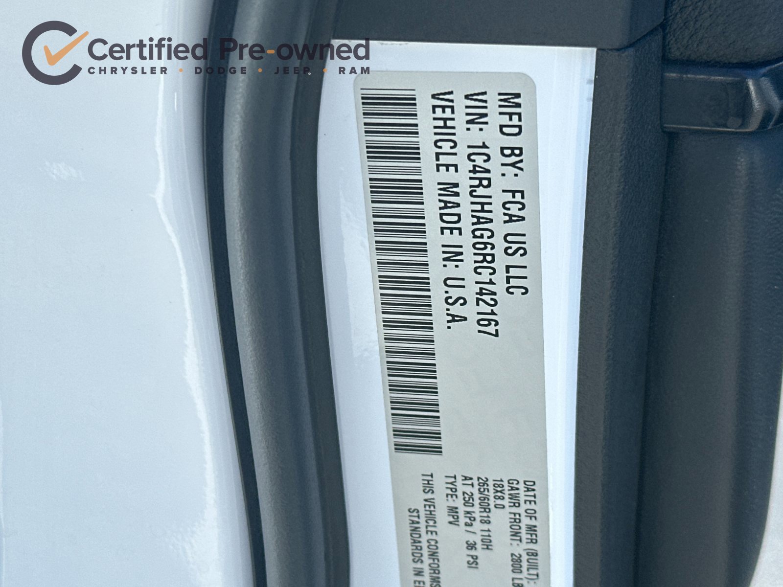 Used 2024 Jeep Grand Cherokee Altitude AWD/4WD image 29