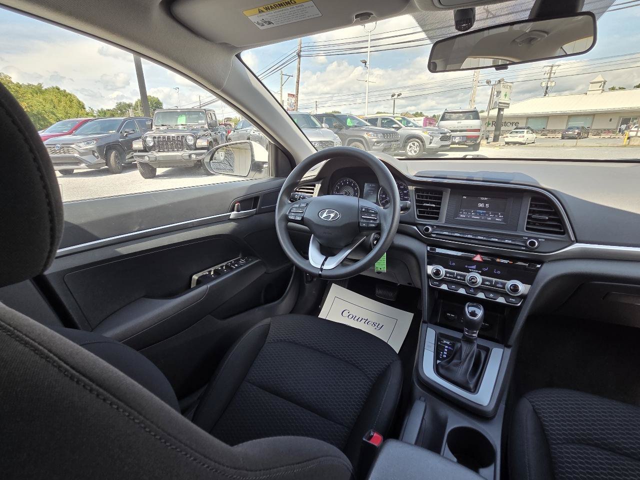 Used 2020 Hyundai Elantra SE w/ Cargo Package (C1) FWD image 26