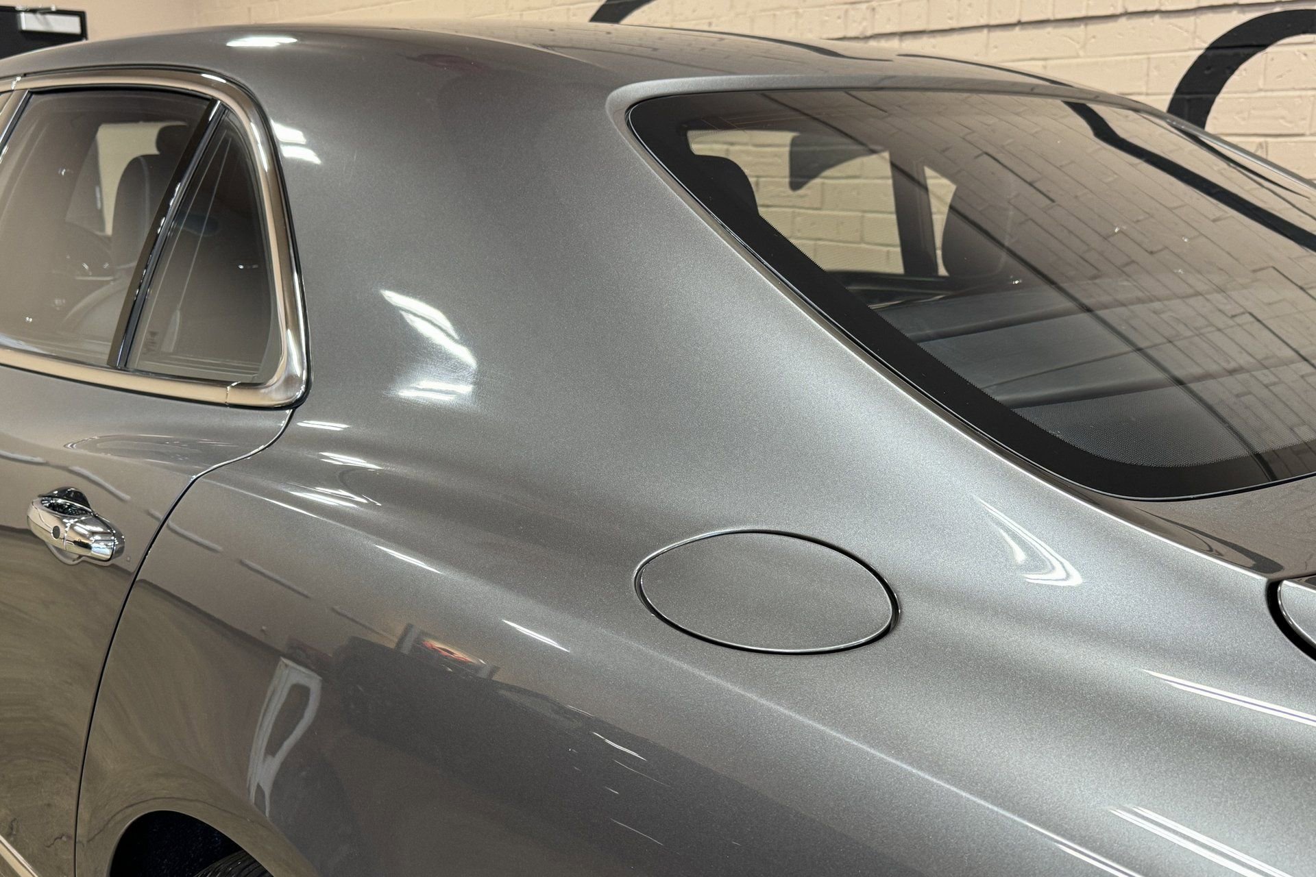 Used 2013 Bentley Mulsanne image 37