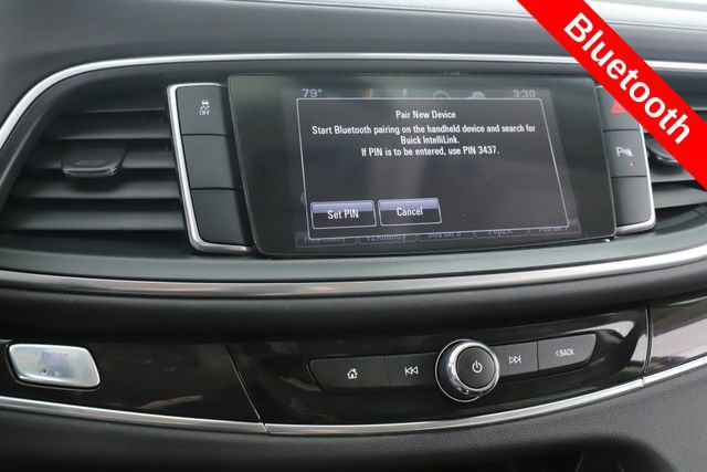 Used 2018 Buick Enclave Essence FWD image 5