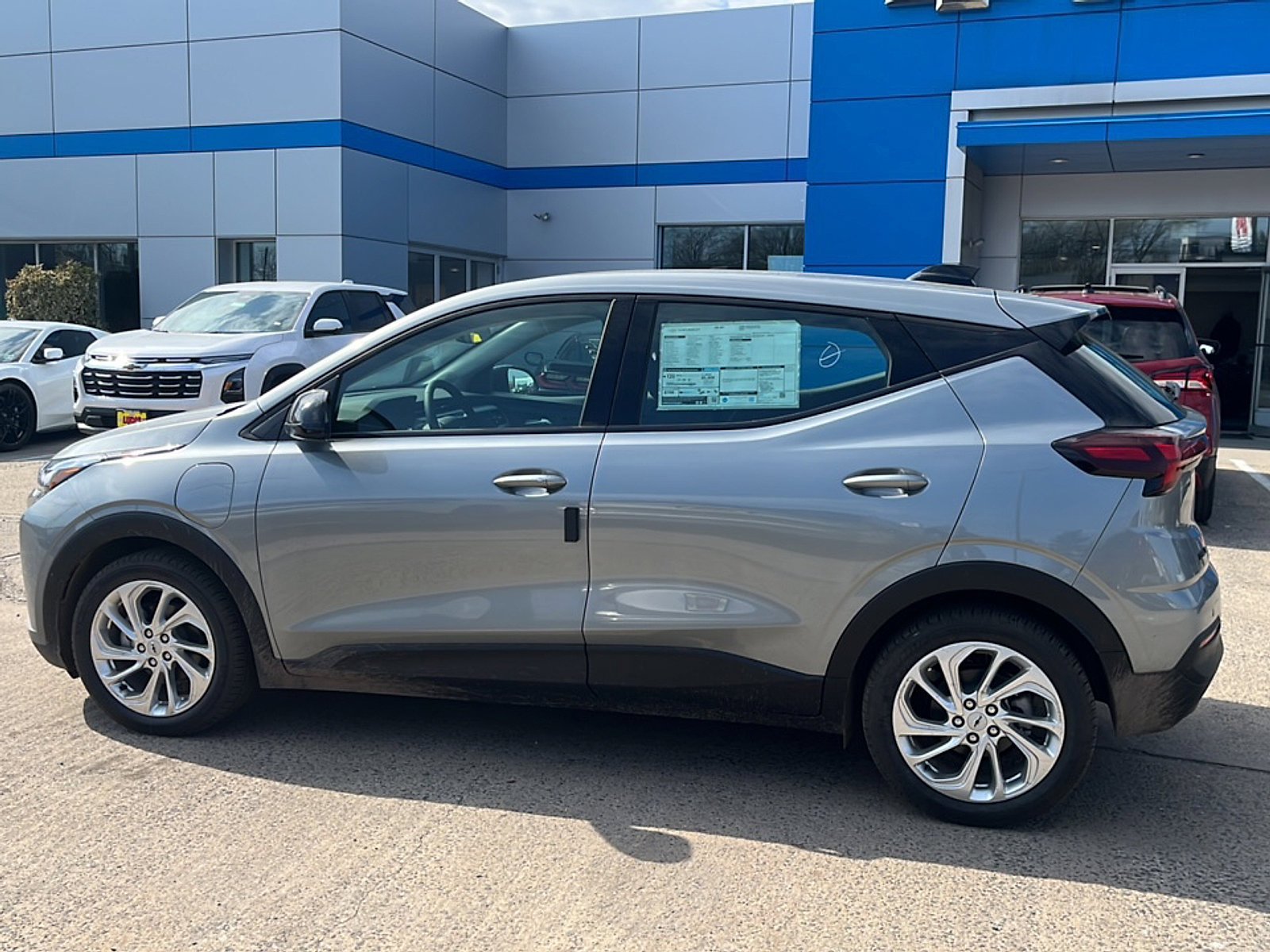 New 2027 Chevrolet Bolt LT w/ Comfort Package FWD image 9