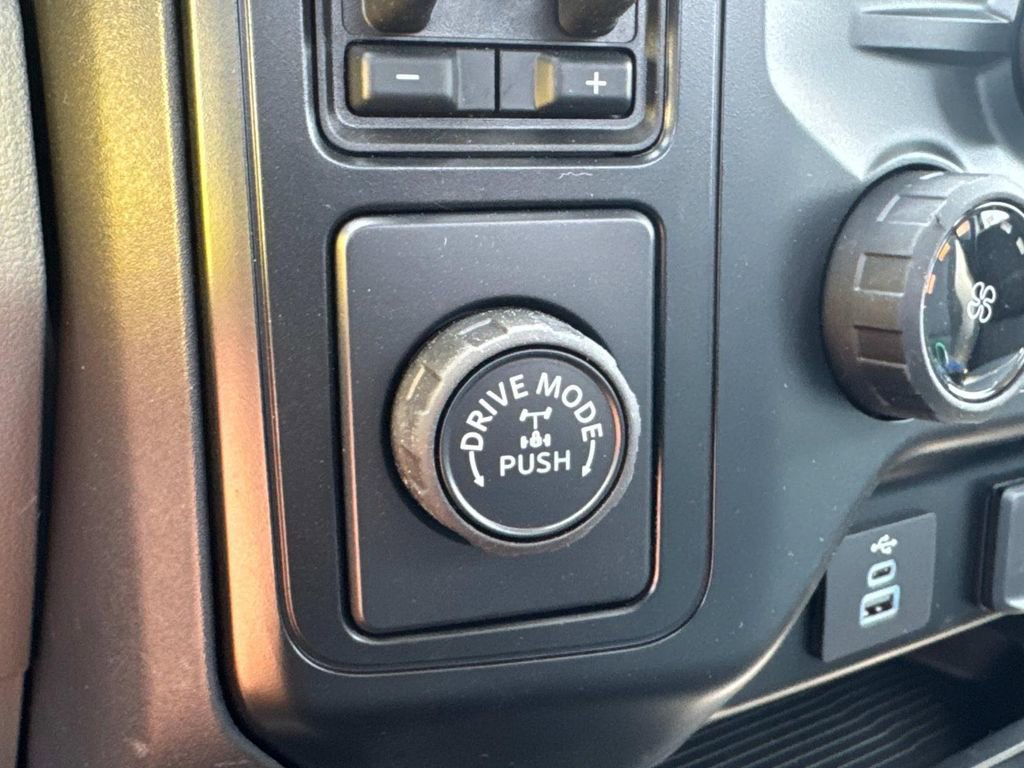 New 2025 Ford F350 XL w/ XL Chrome Package image 27