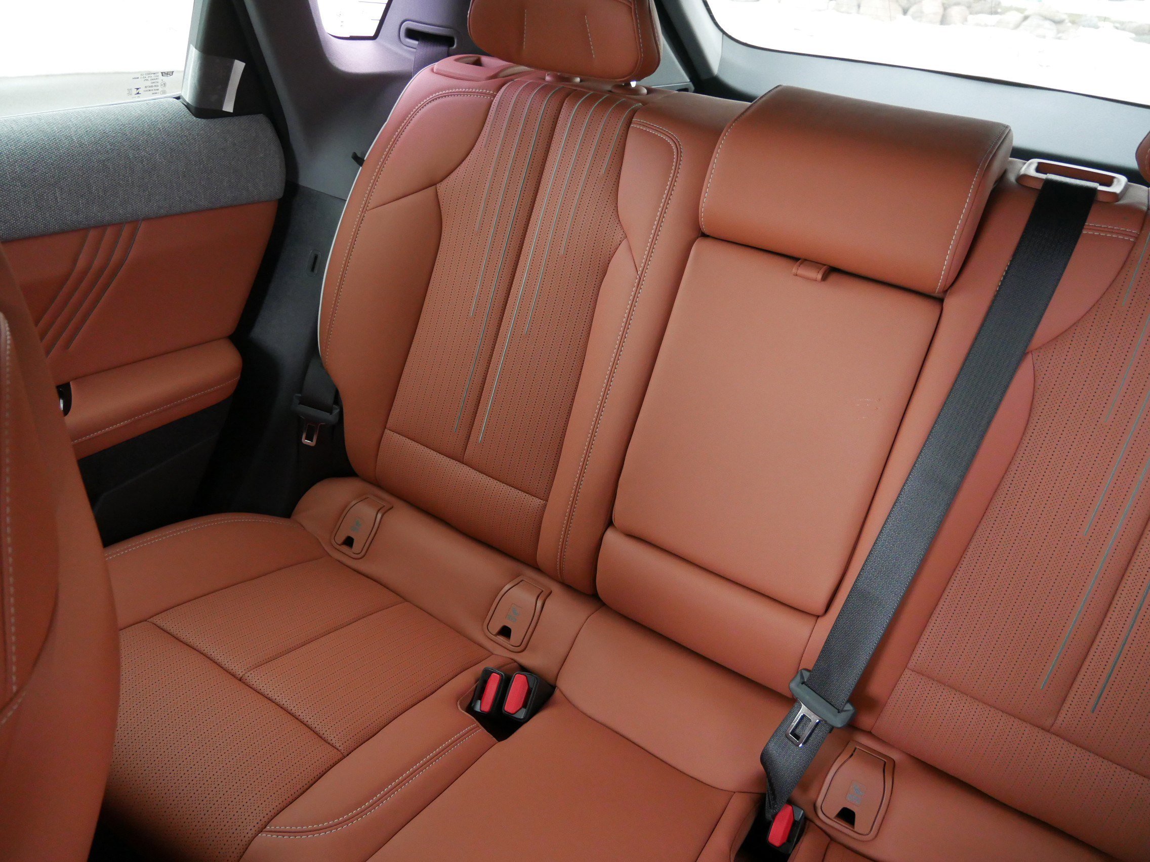 New 2026 Cadillac Optiq Luxury 2 w/ LPO, Floor Liner Package image 14