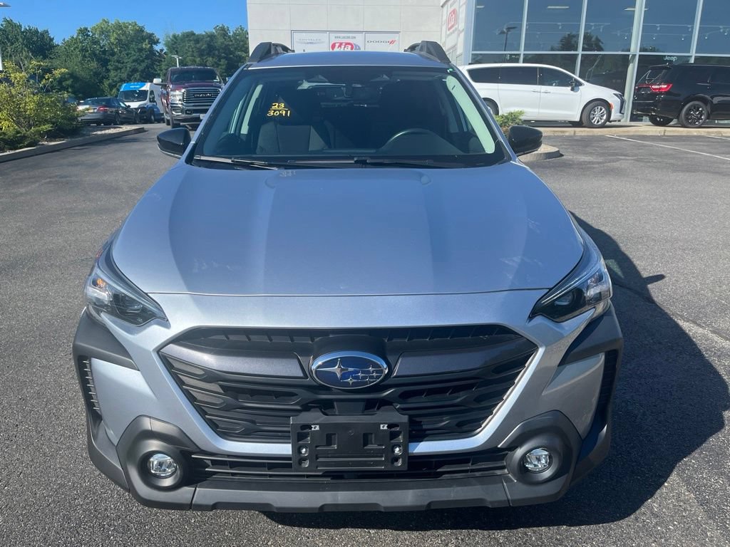 Used 2023 Subaru Outback Premium AWD/4WD image 9