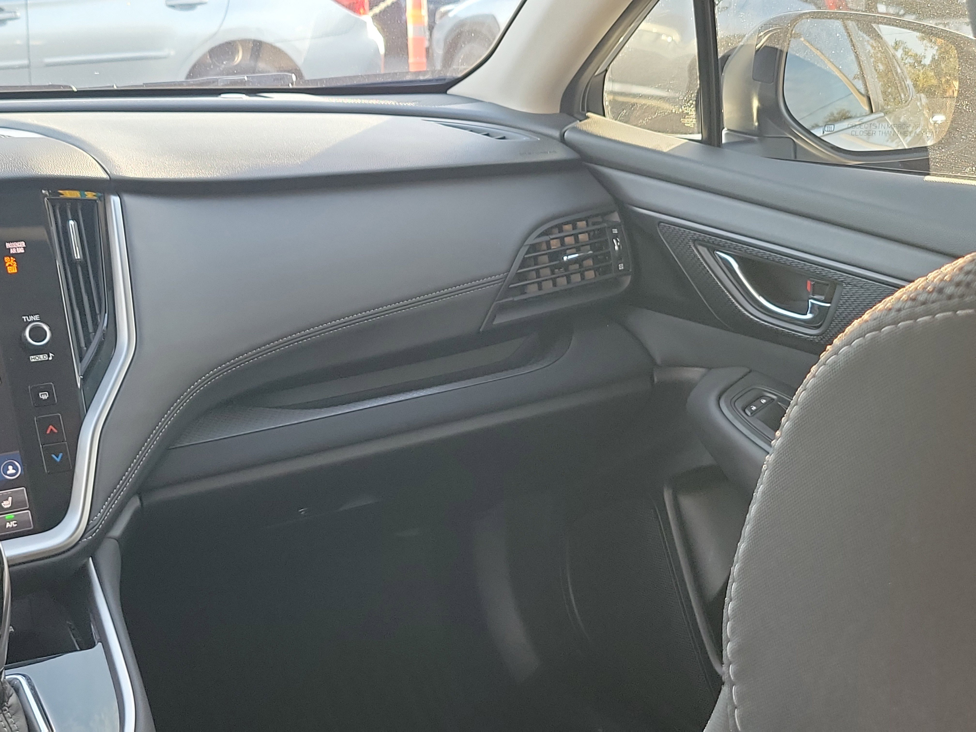 Certified 2025 Subaru Outback Premium w/ Popular Package #1A image 16