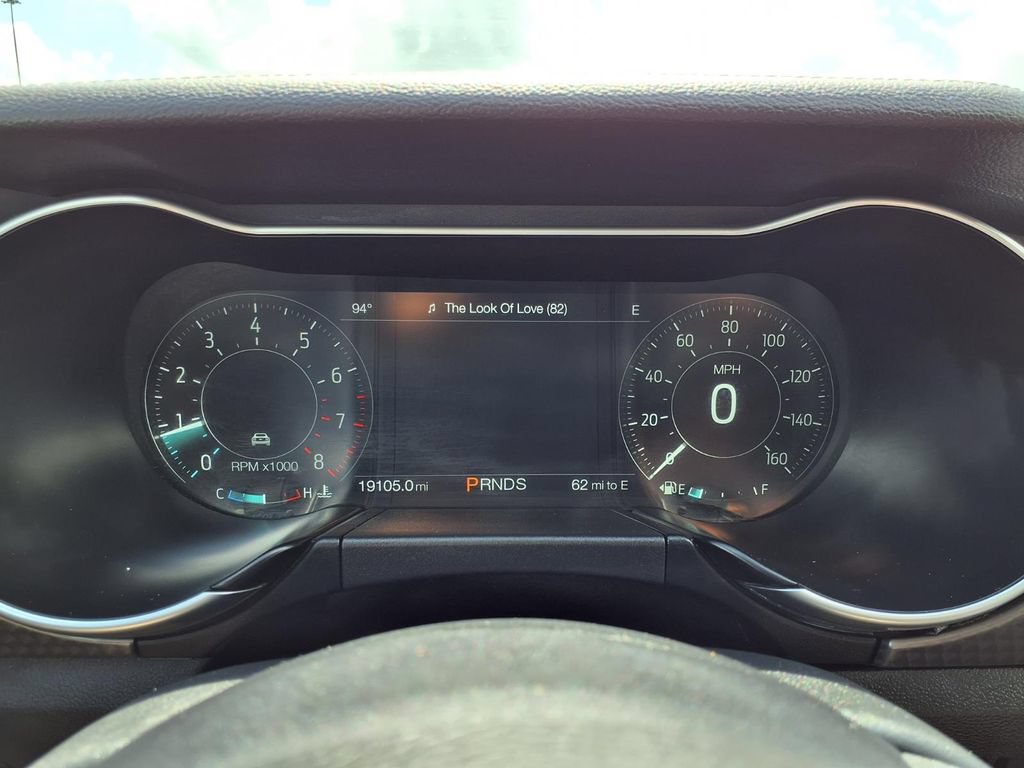 Used 2018 Ford Mustang Premium w/ Ecoboost Performance Package RWD image 15