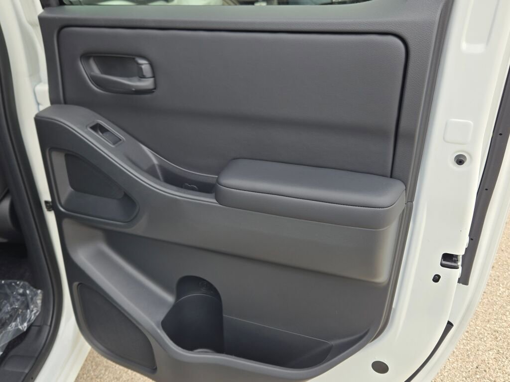 New 2026 Nissan Frontier S AWD/4WD image 8