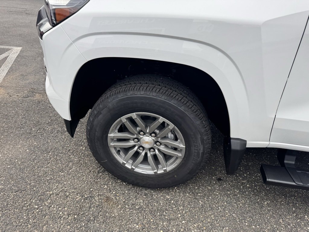 New 2025 Chevrolet Colorado LT w/ LT Convenience Package image 12