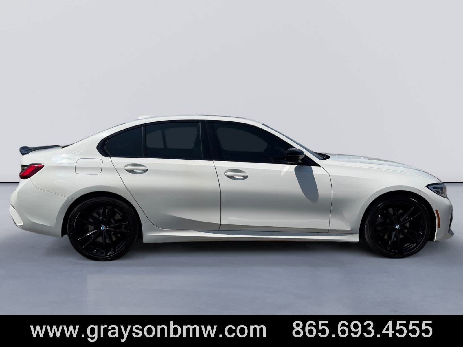 Used 2021 BMW 330i Sedan w/ M Sport Package RWD image 2