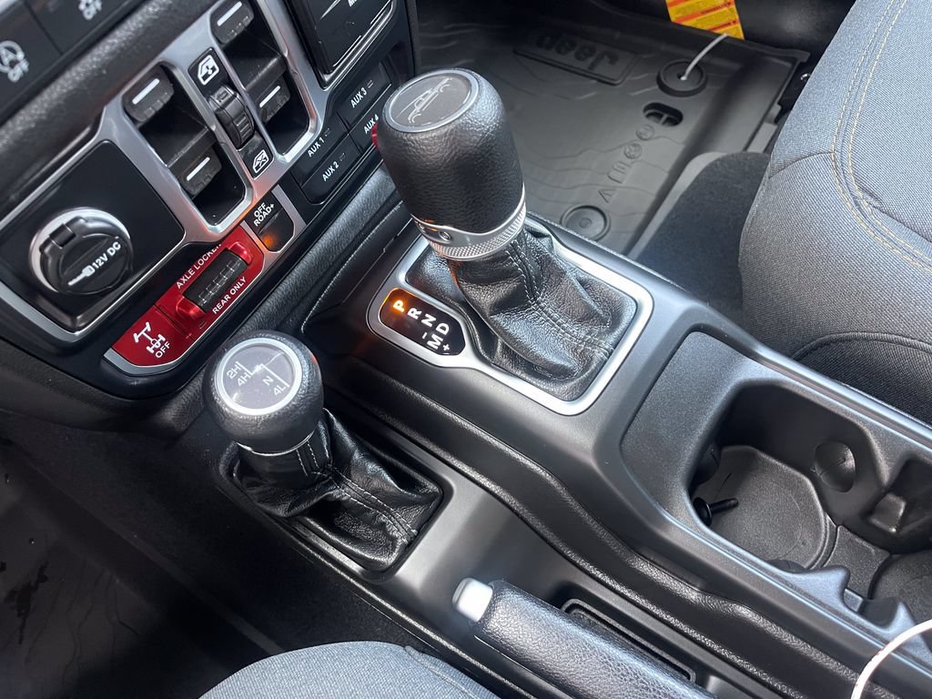 New 2026 Jeep Gladiator Sport AWD/4WD image 15