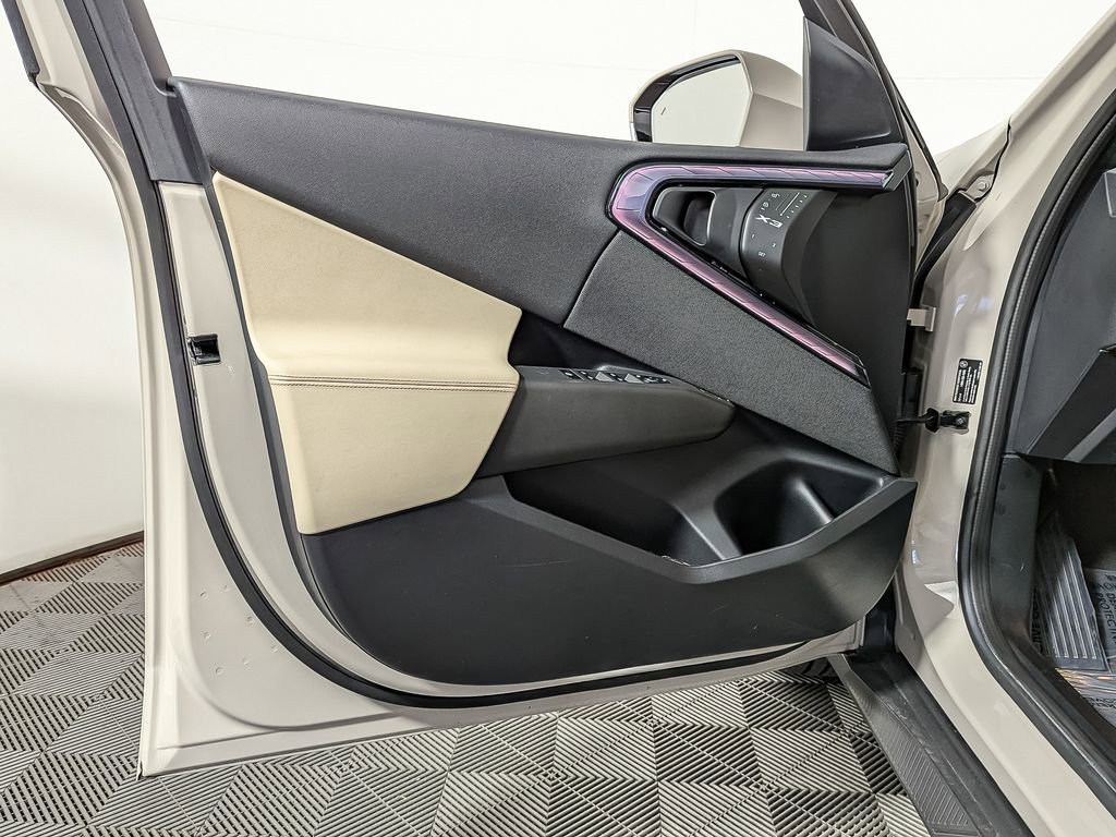 Used 2025 BMW X3 xDrive30i w/ Convenience Package image 12