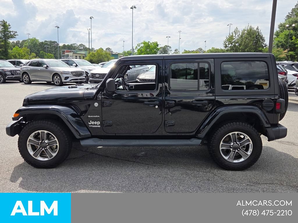 Used 2021 Jeep Wrangler Unlimited Sahara AWD/4WD image 4