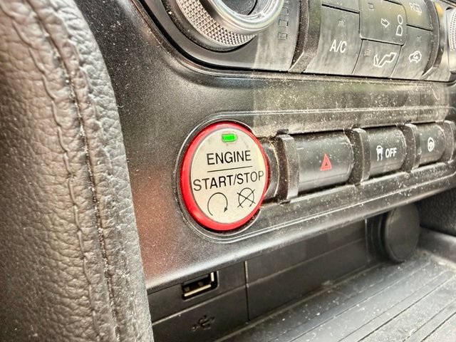 Used 2016 Ford Mustang Convertible w/ Equipment Group 051A RWD image 28