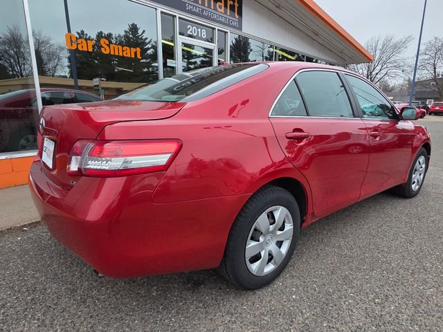 Used 2010 Toyota Camry LE image 7