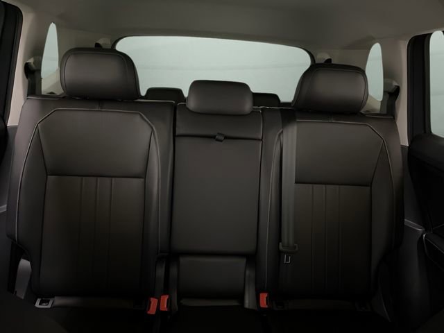 Used 2022 Volkswagen Tiguan SE FWD image 66