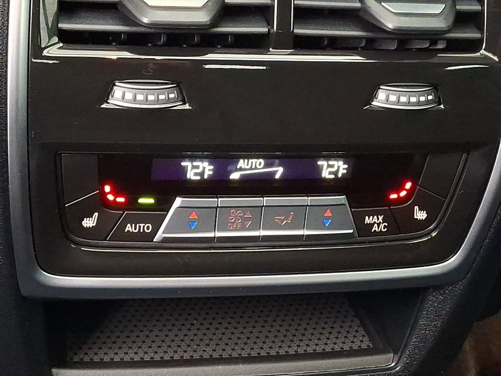 Used 2023 BMW X6 M Competition w/ Competition Package image 11