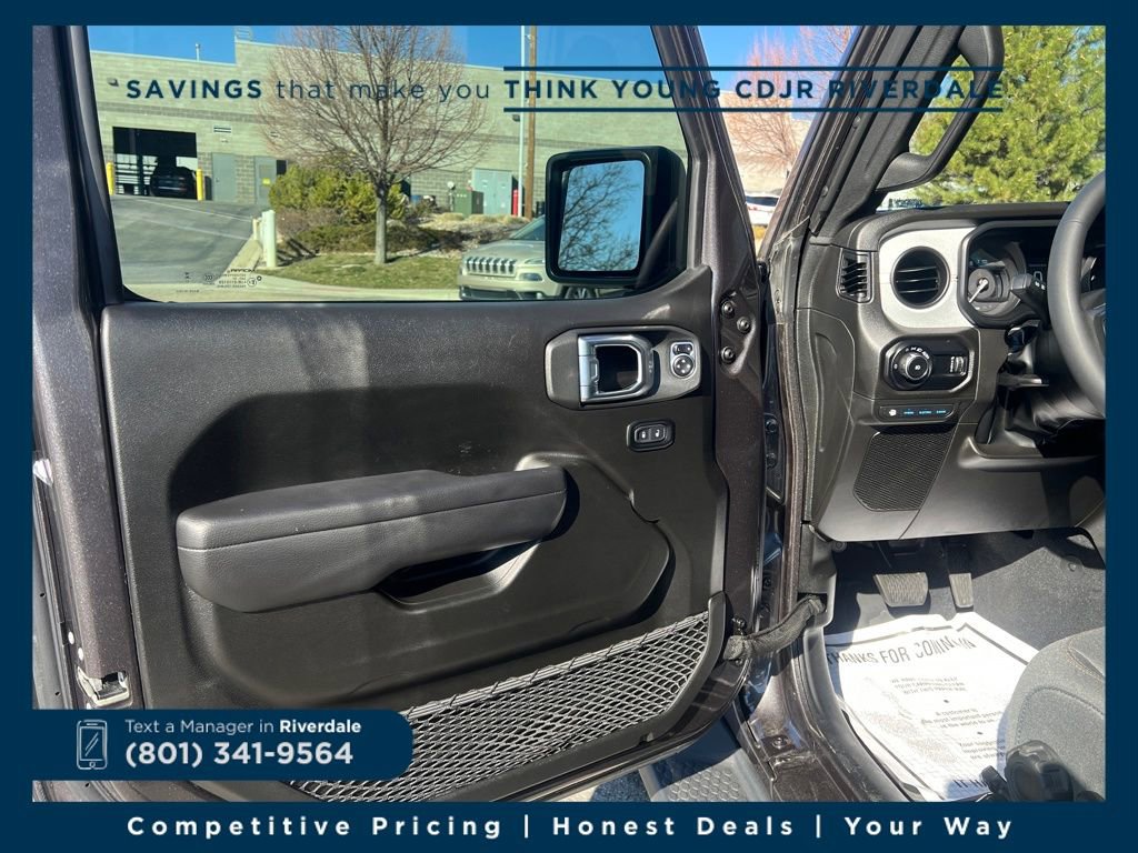 Used 2024 Jeep Wrangler Willys 4xe image 10