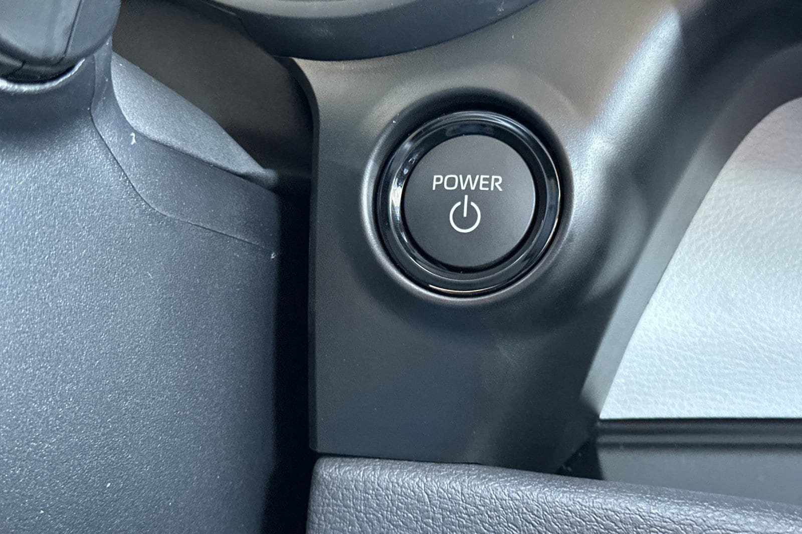 Certified 2026 Toyota Sienna XLE FWD image 23