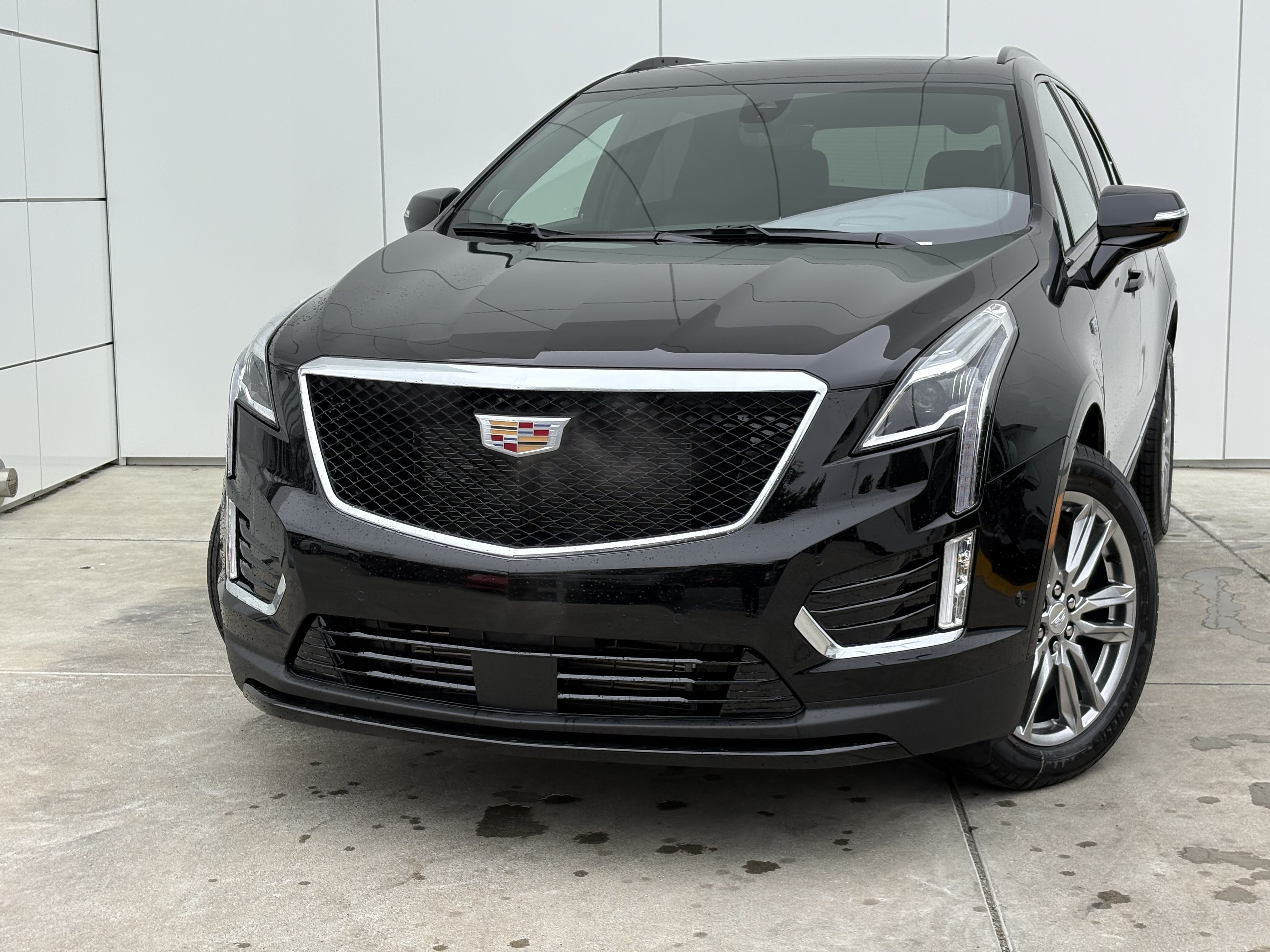 New 2026 Cadillac XT5 Sportv AWD/4WD image 1