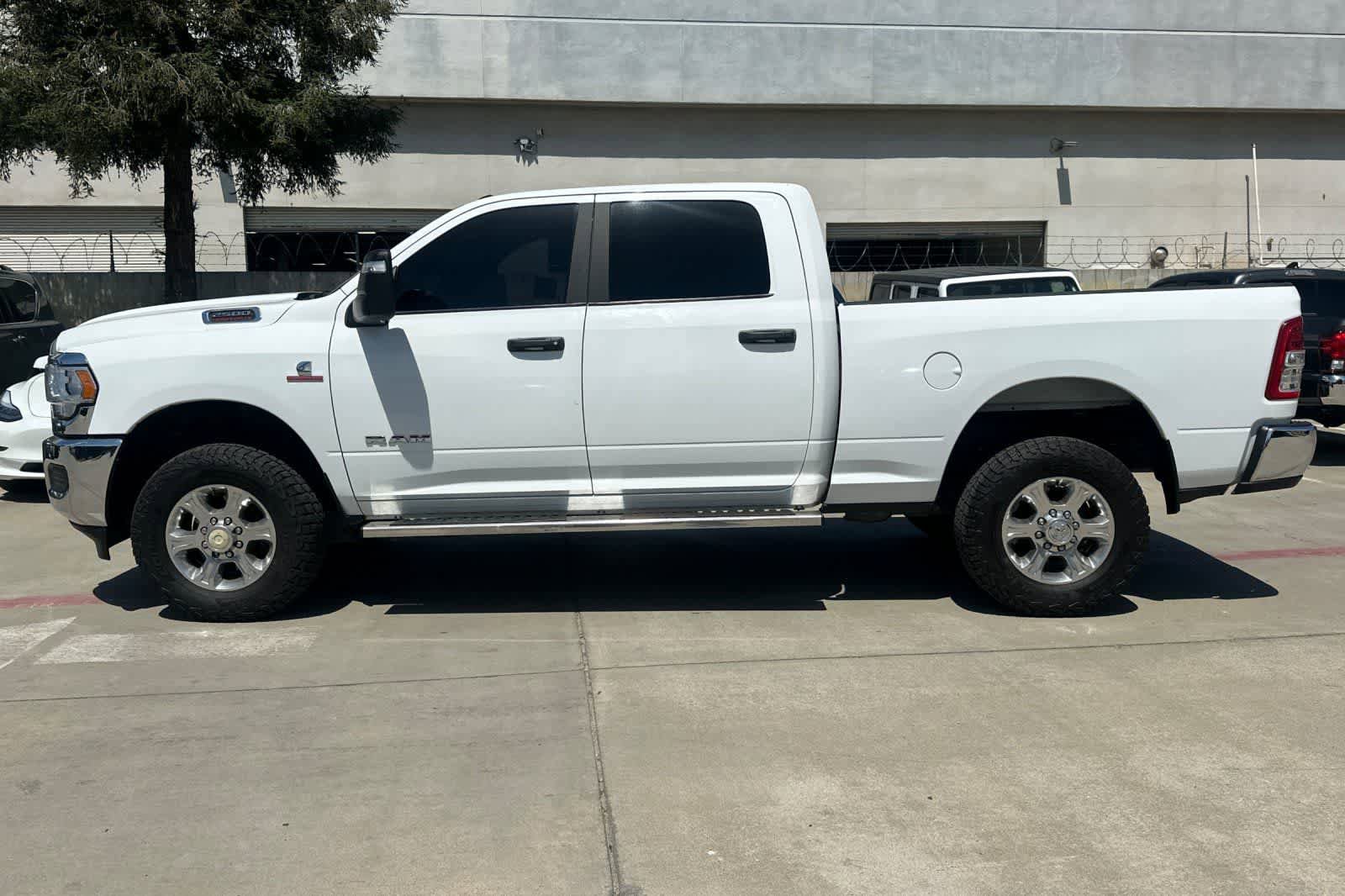 Used 2023 RAM 2500 Big Horn w/ Cold Weather Group AWD/4WD image 6