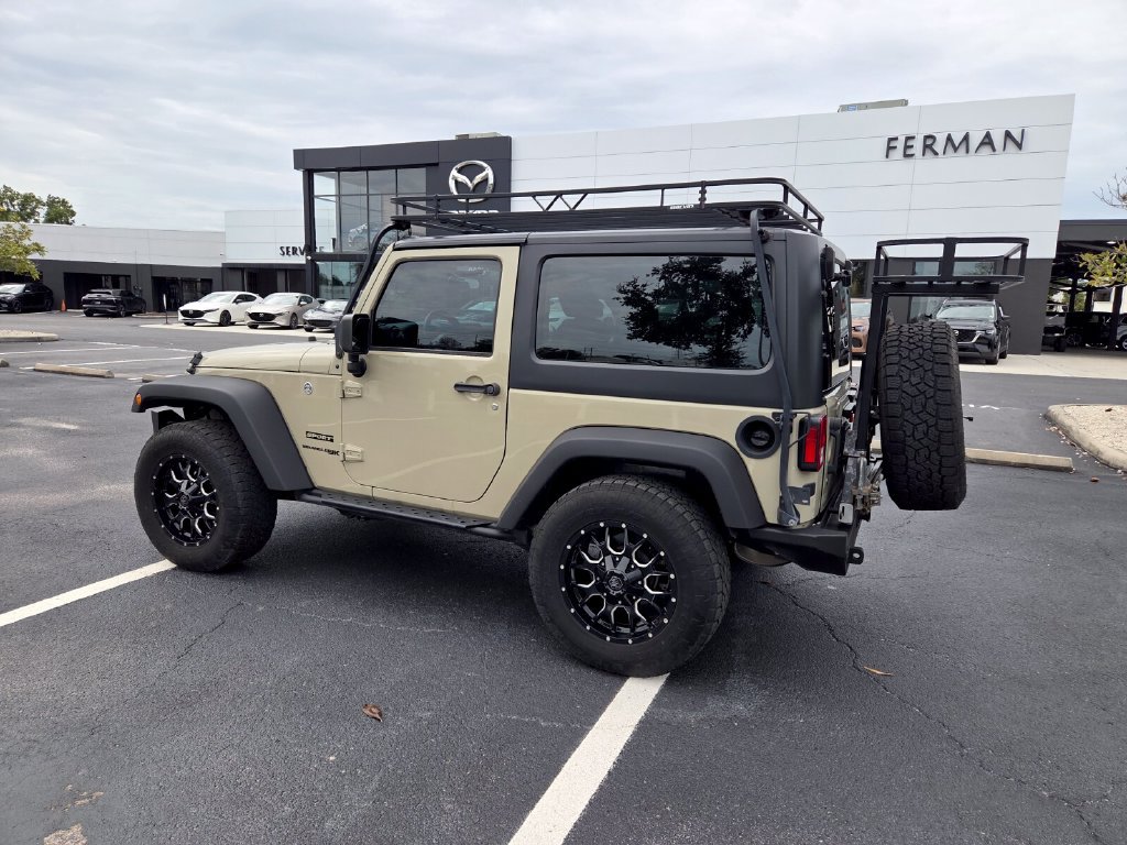 Used 2018 Jeep Wrangler Sport w/ Connectivity Group AWD/4WD image 10