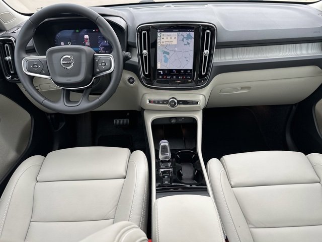 New 2026 Volvo XC40 B5 Plus w/ Protection Package Premier image 11