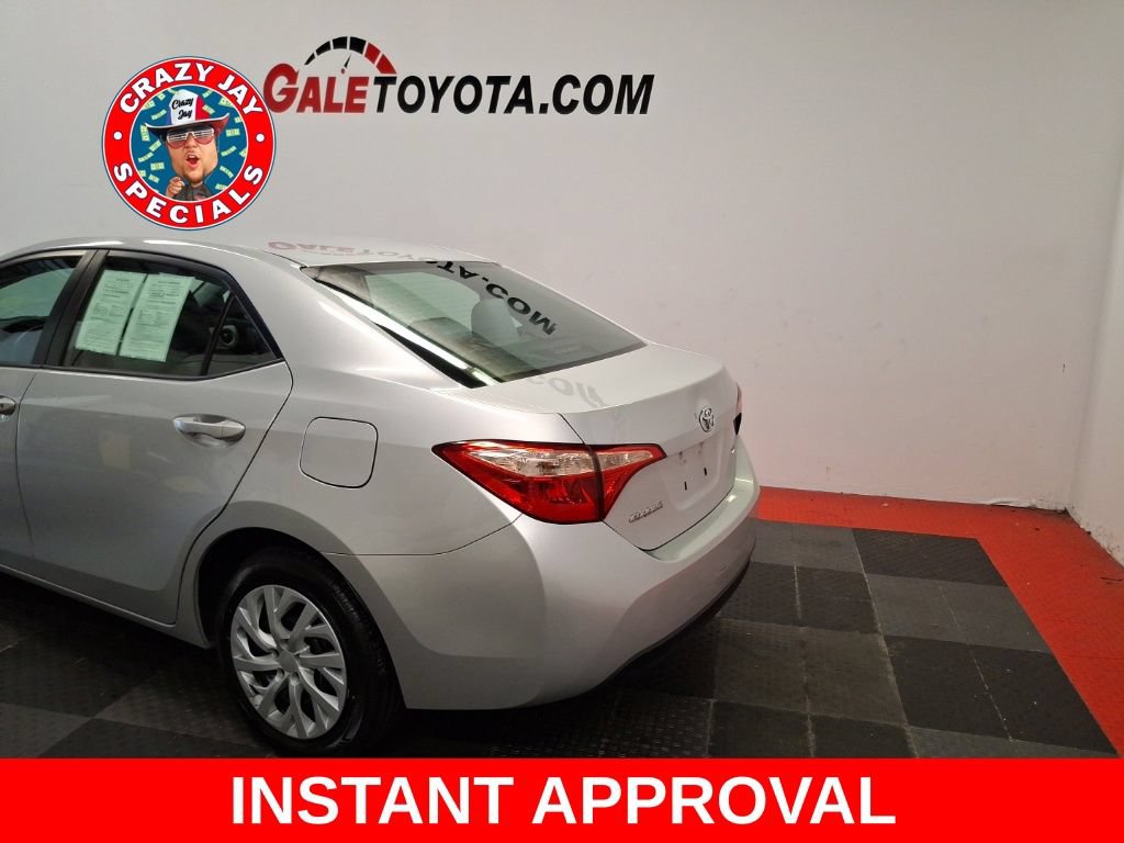 Used 2018 Toyota Corolla LE FWD image 7