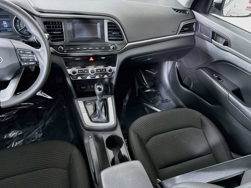 Used 2020 Hyundai Elantra SE w/ Cargo Package (C1) FWD image 24