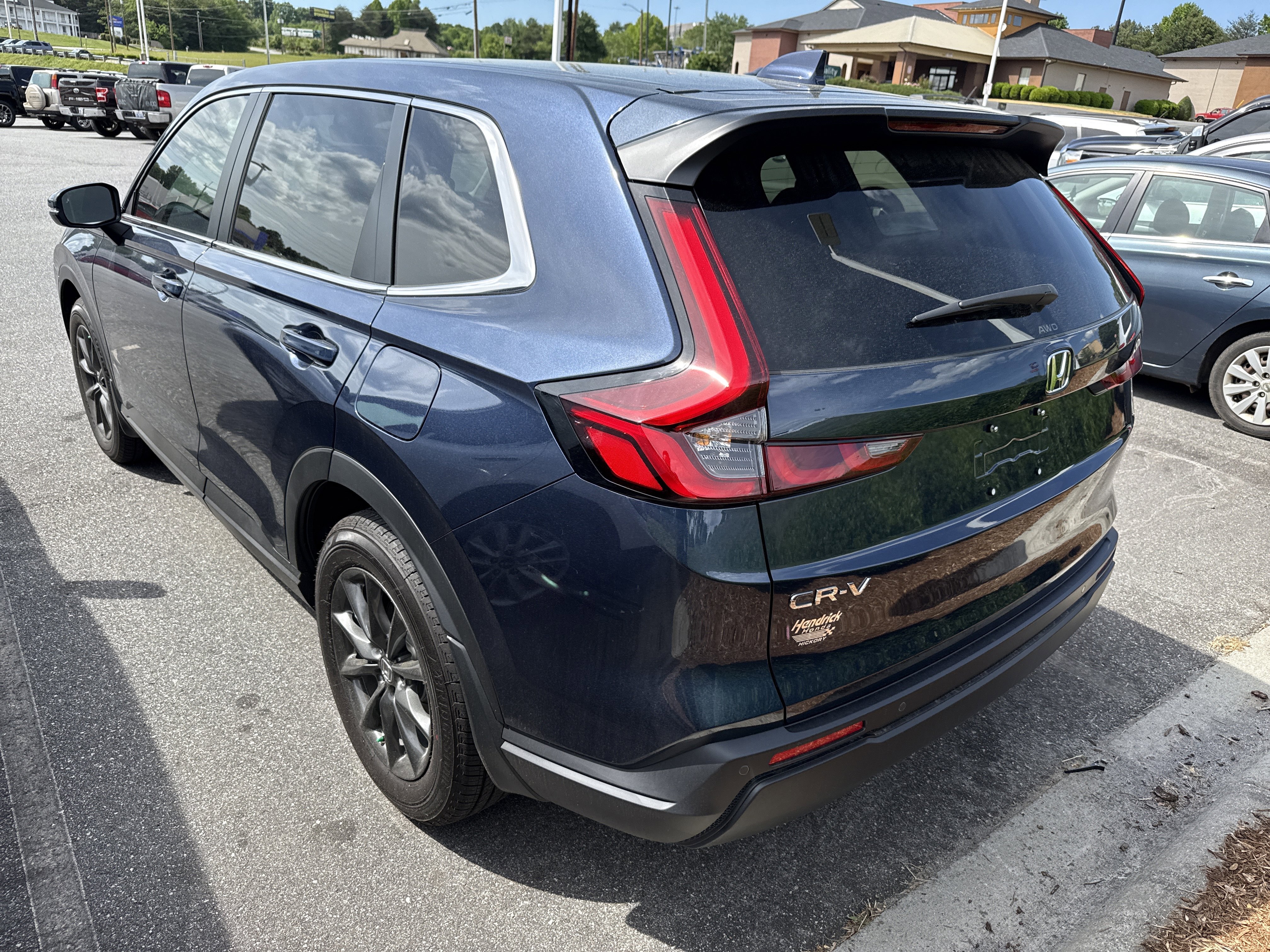 Used 2026 Honda CR-V EX-L image 8
