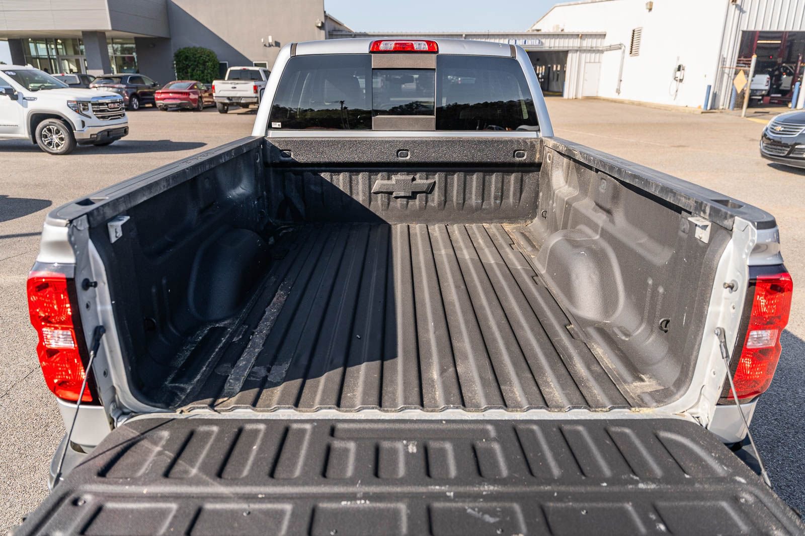 Used 2019 Chevrolet Silverado 2500 LTZ w/ Silverado HD Tribute Edition image 14