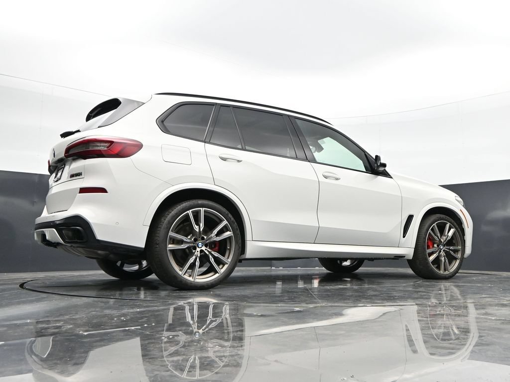 Used 2021 BMW X5 M50i AWD/4WD image 49