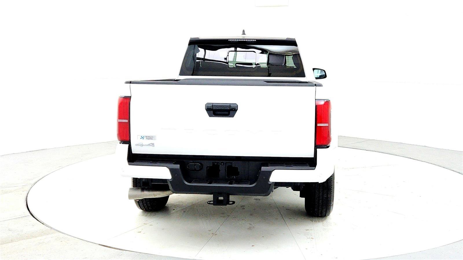 Certified 2025 Toyota Tacoma SR5 image 5