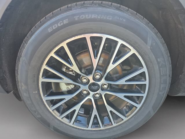 Used 2025 Ford Escape SE FWD image 38