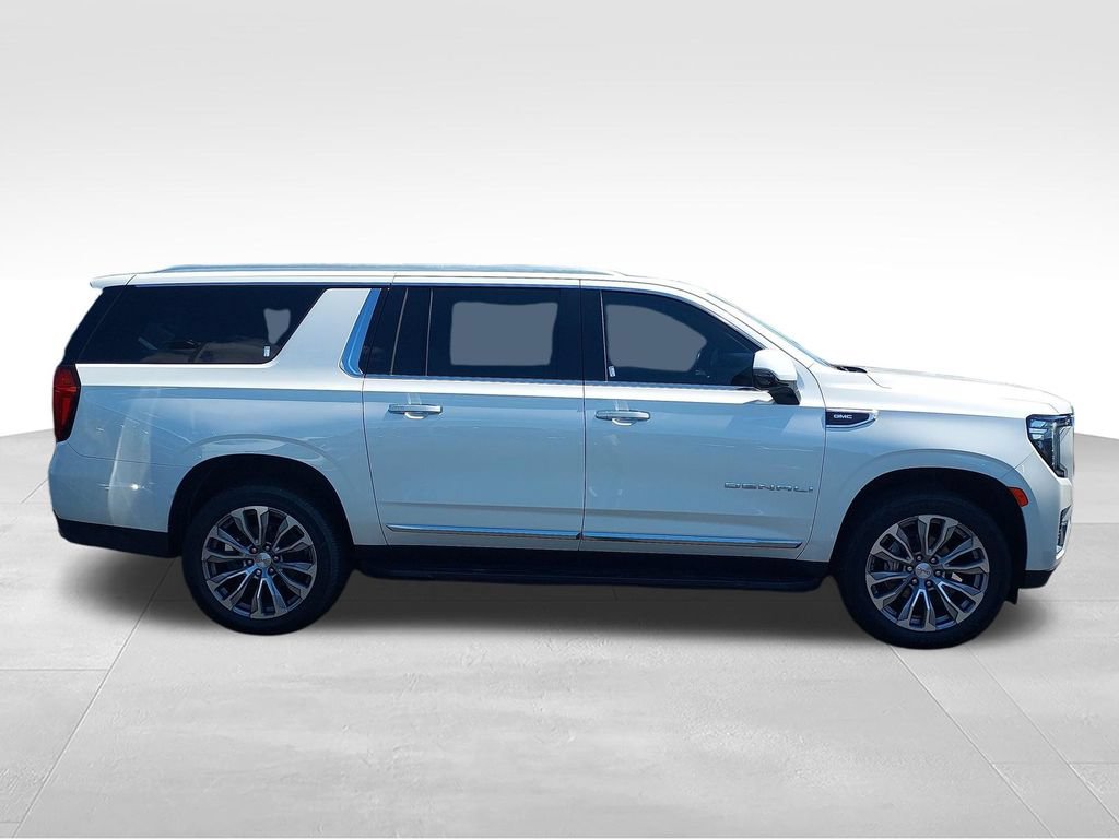 Used 2021 GMC Yukon XL Denali AWD/4WD image 6