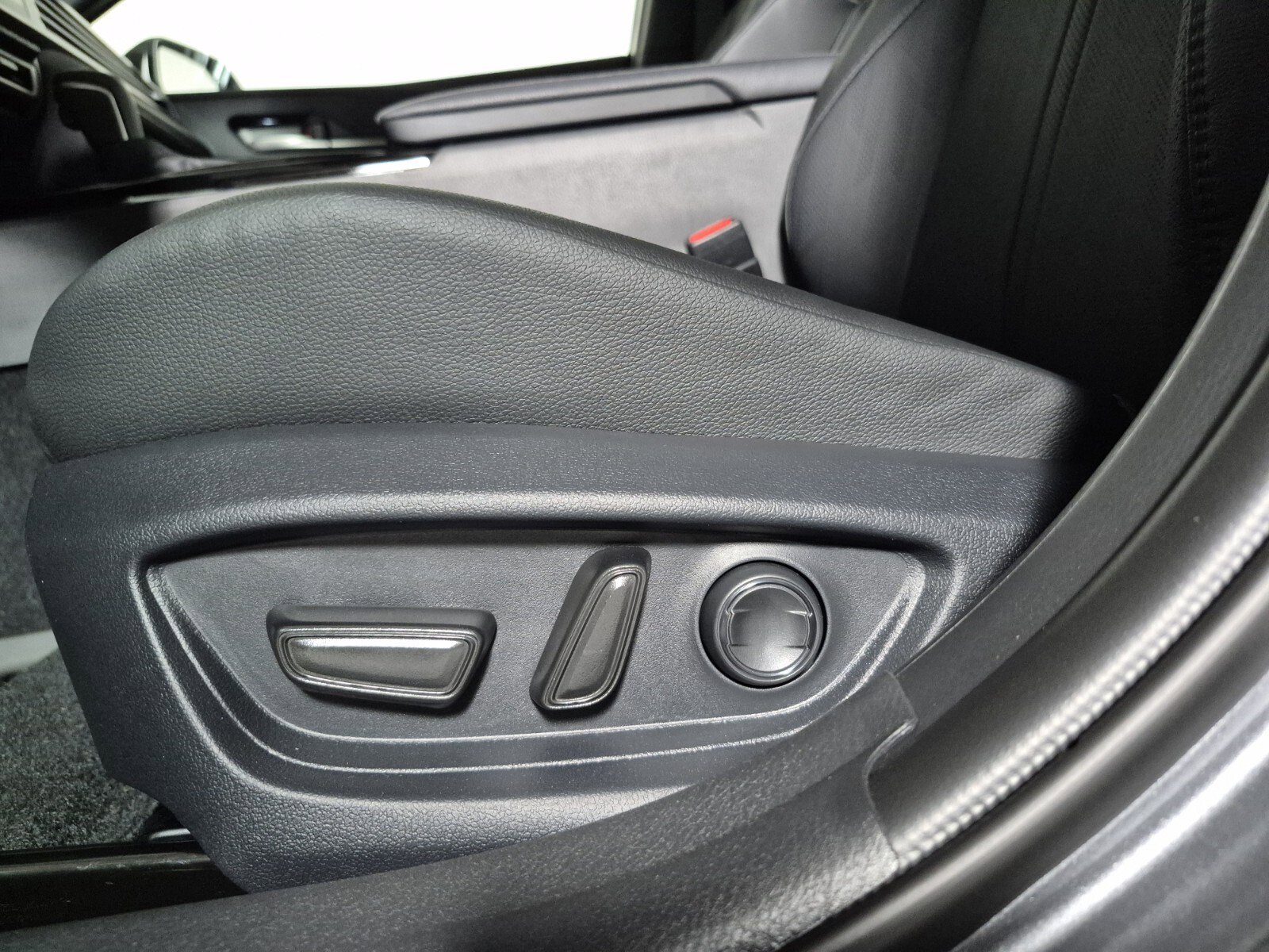 New 2026 Toyota Camry XSE image 18