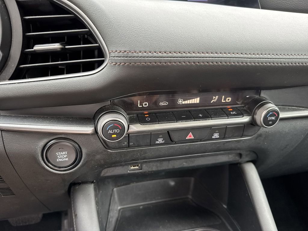 Used 2020 MAZDA MAZDA3 Sedan w/ Select Package FWD image 50